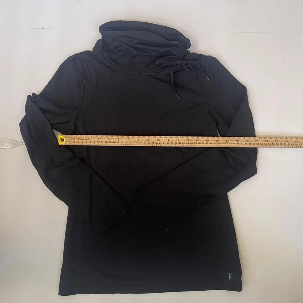 Danskin long‎ sleeve shirt